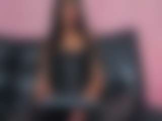 Live cam show with RobertaGutierrez - Black Hair on sexylive.show