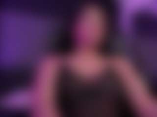 Live cam show with SaraaMills - Normal on Fit Hotties