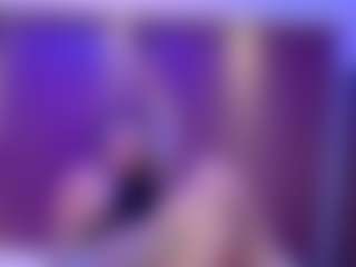 Live cam show with Emily White - Grey on CamClone