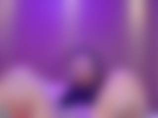 Live cam show with Emily White - Public on SinfulBabes