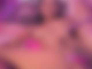 Live cam show with Pame  Brown - Small Ass on Camsoda
