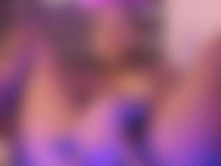 Live cam show with Pame  Brown - Control on madthumbs