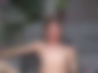 Live cam show with salomee-star - Living Room on xxxlivecams.org