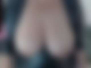 ellaswan's Live Sex Cam Show