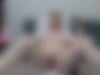 Live cam show with ellaswan - Blonde Hair Middle Aged on sexytreat.net