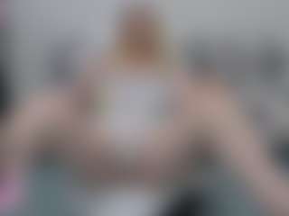 Live cam show with ellaswan - Blonde Hair Middle Aged on realtime-chat