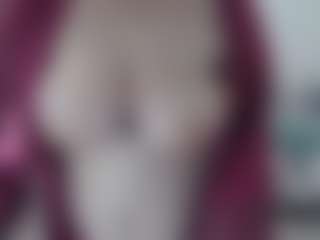 ellaswan's Live Sex Cam Show