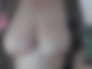 ellaswan's Live Sex Cam Show