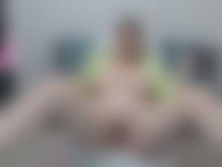 ellaswan's Live Sex Cam Show