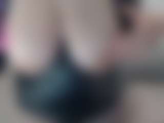 ellaswan's Live Sex Cam Show