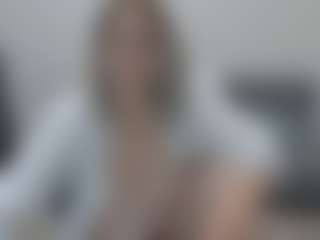 Live cam show with ellaswan - Latina MILF on Camsoda