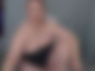 Live cam show with ellaswan - Dom on Camiplay Live