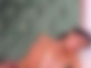 Live cam show with Hellen Curvelo - Big Nipples on Streamer API