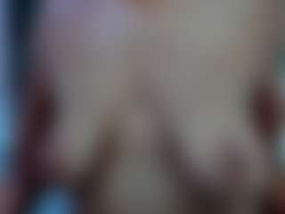 Live cam show with Hellen Curvelo - Facial Piercings on Camsoda