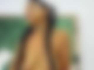 Hellen Curvelo's Live Sex Cam Show
