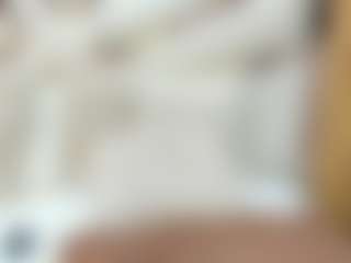 Hellen Curvelo's Live Sex Cam Show