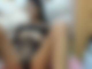 Spettacolo in cam dal vivo con Hellen Curvelo - Anal su Camsoda