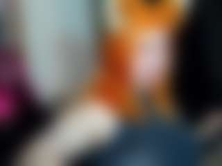 Live cam show with lussyevans - Thick on TottyGirls