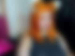 Live cam show with lussyevans - Thick on pussylord.com