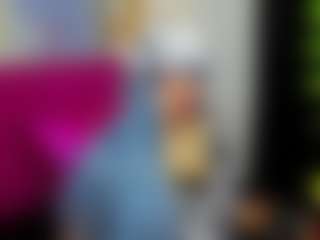 Live cam show with lussyevans - Smoking on Camsoda