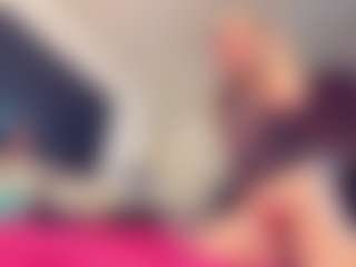 Vero Smokes's Live Sex Cam Show