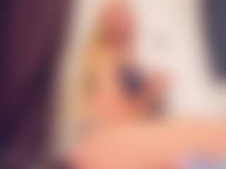 Vero Smokes's Live Sex Cam Show