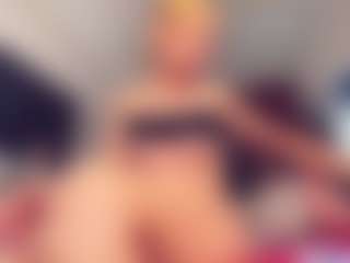 Vero Smokes's Live Sex Cam Show