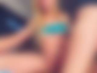 Live cam show with Vero Smokes - Big Tits on AdultVida.com