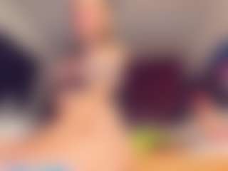 Vero Smokes's Live Sex Cam Show