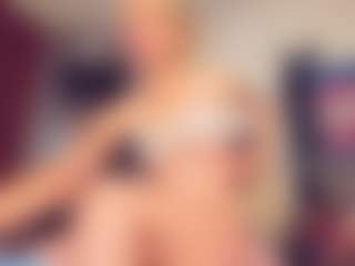 Live cam show with Vero Smokes - Tattoos on Camsoda