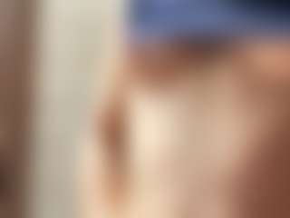Vero Smokes's Live Sex Cam Show