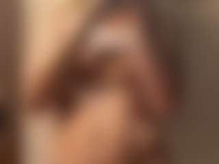 Vero Smokes's Live Sex Cam Show