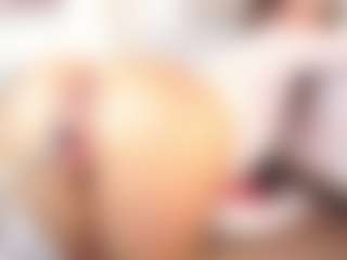 Live cam show with cameronn69 - Exhibitionist on Mixed Magazine Live