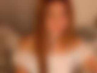 Live cam show with frecklediyana - Angel on Fit Hotties