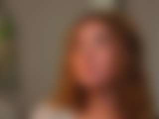 Live cam show with frecklediyana - Angel on camtv