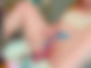 Live cam show with misssophy - Oil on Big Tits