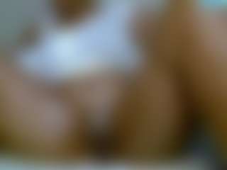 Zuri's Live Sex Cam Show