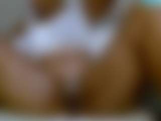 Zuri's Live Sex Cam Show