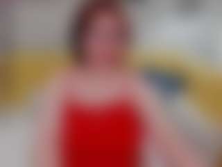 Live cam show with EmilyAmorre - Bedroom Red Hair on https://playwithruby.com