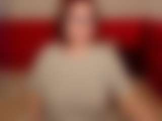 Live cam show with EmilyAmorre - Red Hair Teen (18+) on Uber Horny