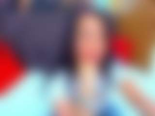 Live cam show with LauraSin - Outside on SpunkLive