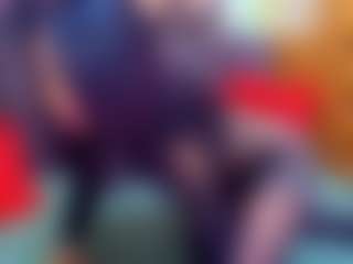 Live cam show with LauraSin - Outside on Fling VIP Chat