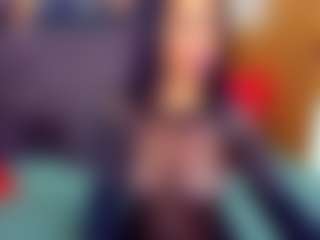 Live cam show with LauraSin - Outside on Camiplay Live