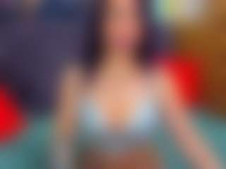 Live cam show with LauraSin - Costume on Camsoda