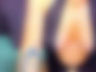Show live cam dengan LauraSin - Outside di Camsoda