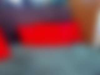 Live cam show with LauraSin - Bikini on Camsoda