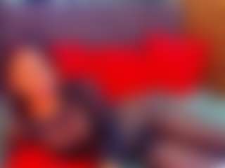 Live cam show with LauraSin - Outside on ObeyMaria