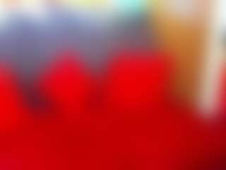 Live cam show with LauraSin - Fingers on Camiplay Live