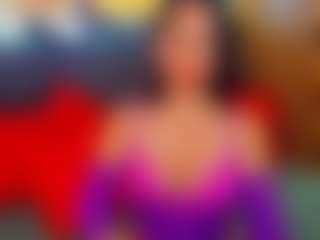 Live cam show with LauraSin - Costume on Camsoda
