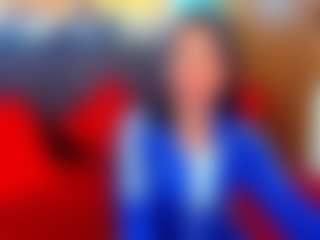 Live cam show with LauraSin - Costume on Milfs Live